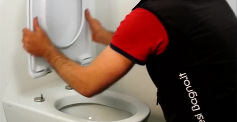 How to fit a toilet seat 
